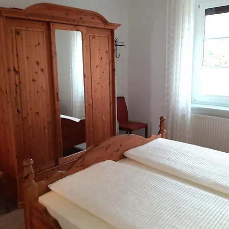 Zwischen Und Bodden App 02 * 아렌스호프